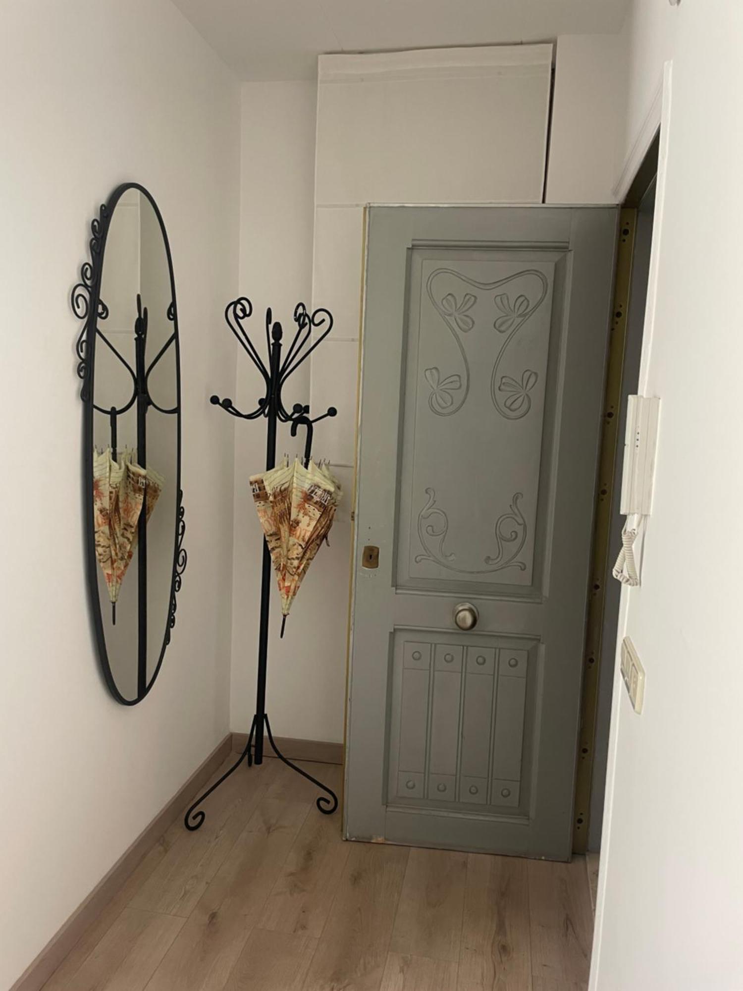 Apartamentos Barcelona - Iberia Екстериор снимка