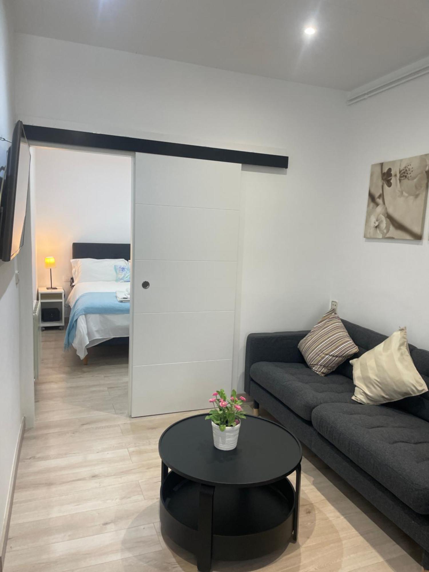 Apartamentos Barcelona - Iberia Екстериор снимка
