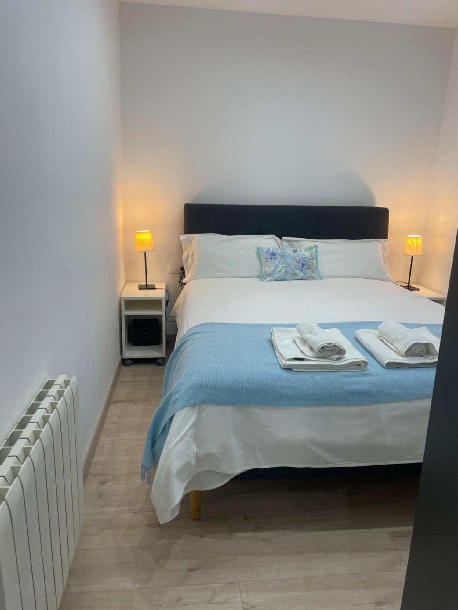 Apartamentos Barcelona - Iberia Екстериор снимка