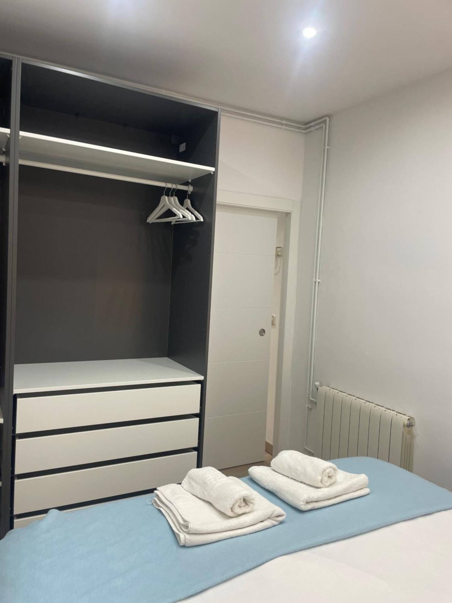 Apartamentos Barcelona - Iberia Екстериор снимка