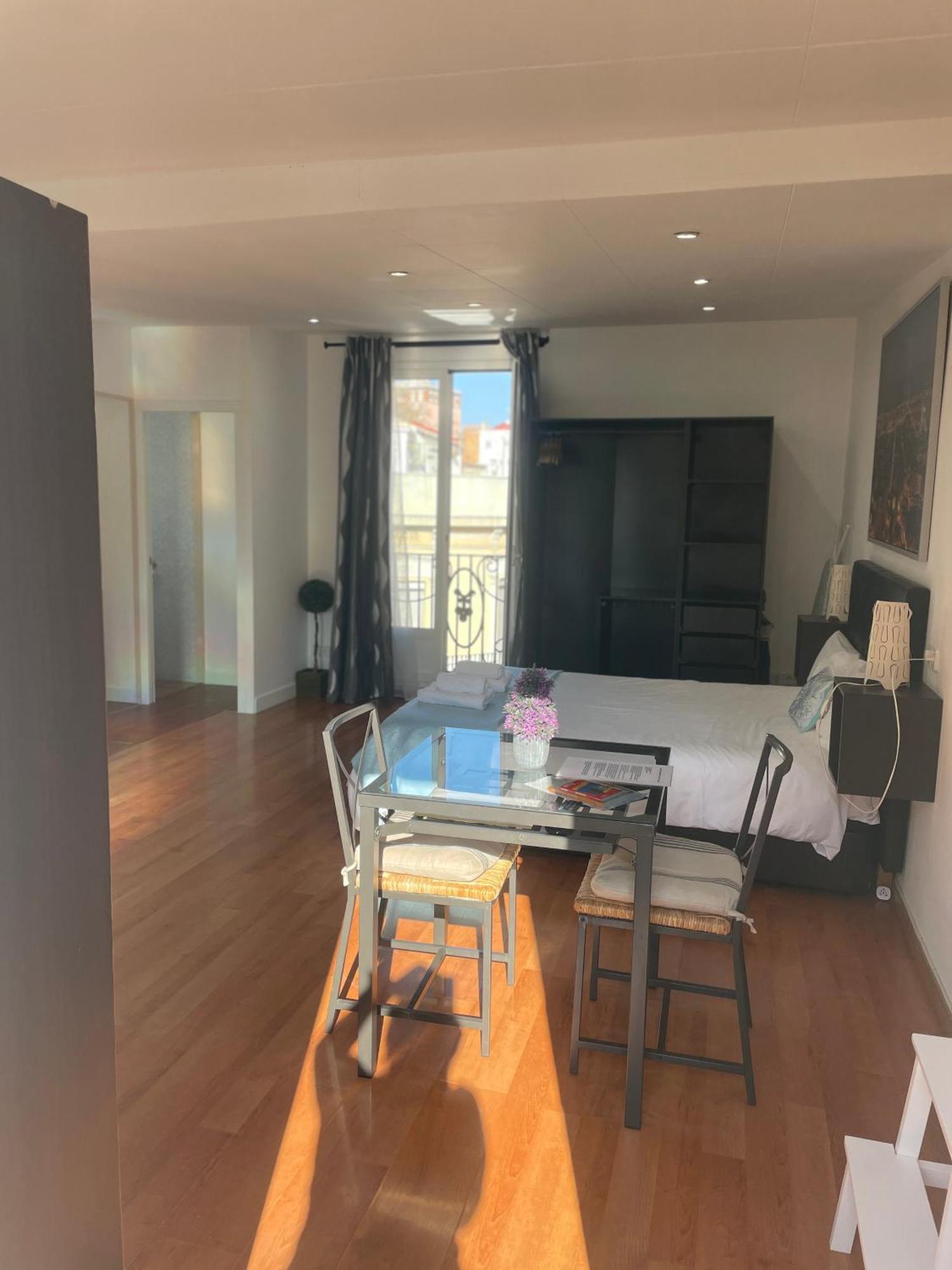 Apartamentos Barcelona - Iberia Екстериор снимка
